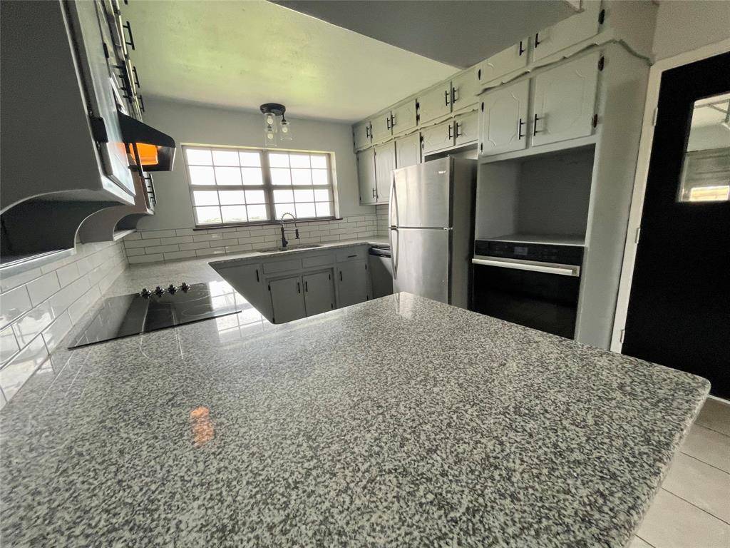 4203 Weiland Road, Weatherford, TX 76088