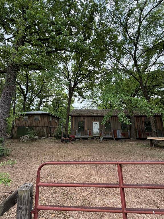 905 Tupuna Drive, Tool, TX 75143