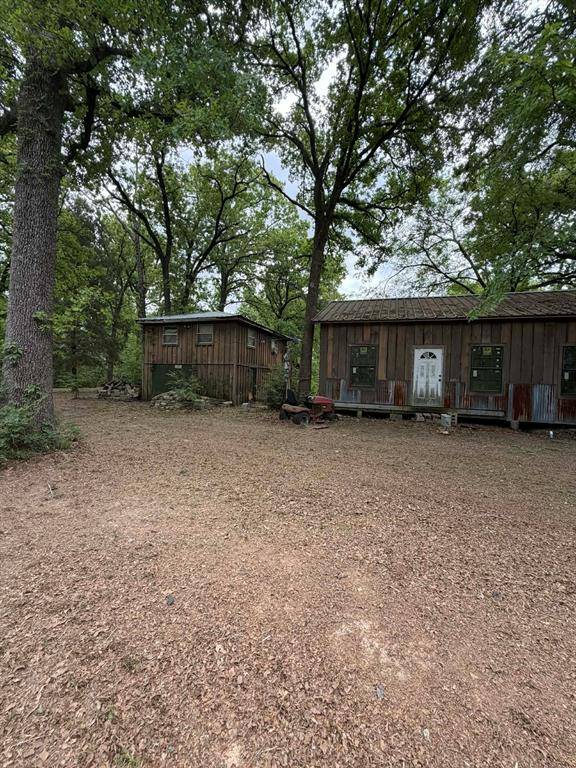 905 Tupuna Drive, Tool, TX 75143