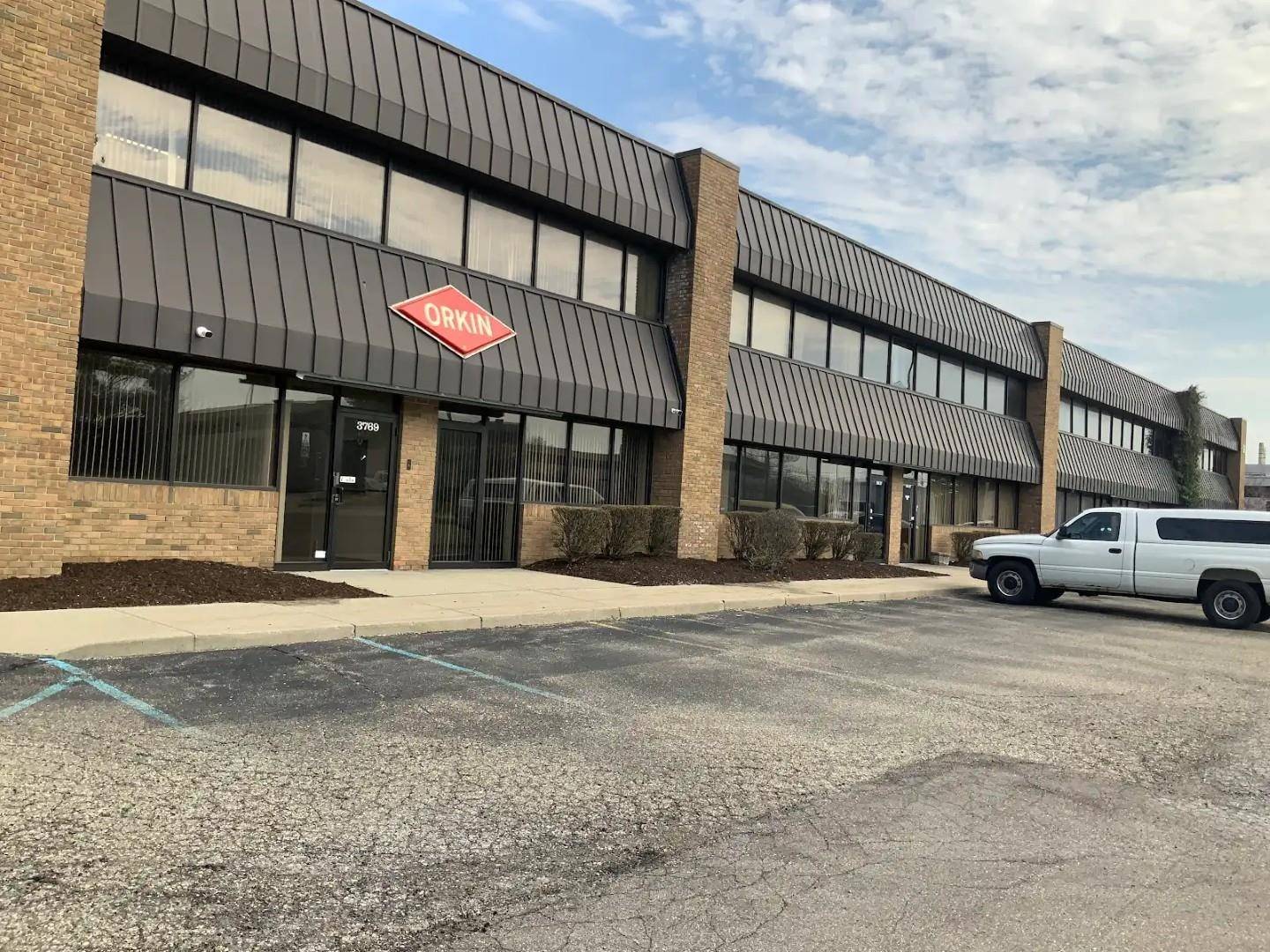 3757 Commerce Ct RD, Wayne, MI 48184