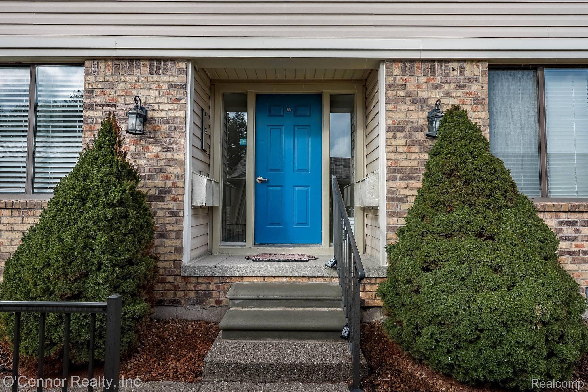 1700 River RD #10, Marysville, MI 48040