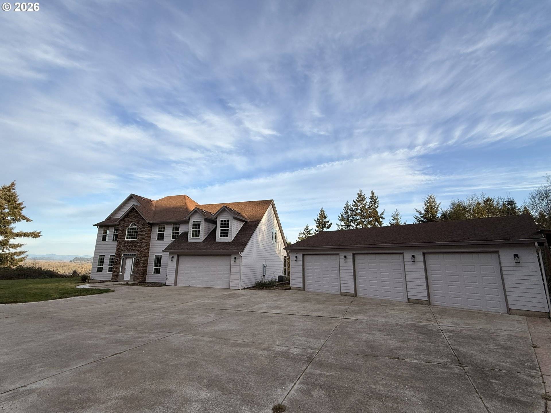 310 CEDAR HILLS RD, Longview, WA 98632