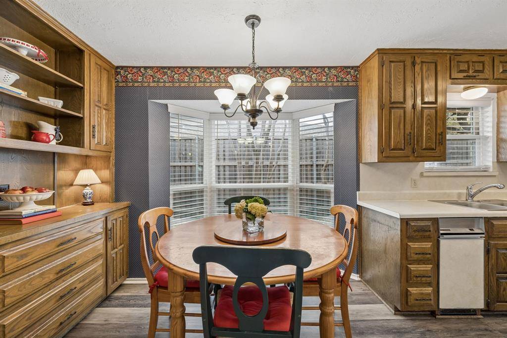 2104 Scarlet Oak Drive, Richardson, TX 75081