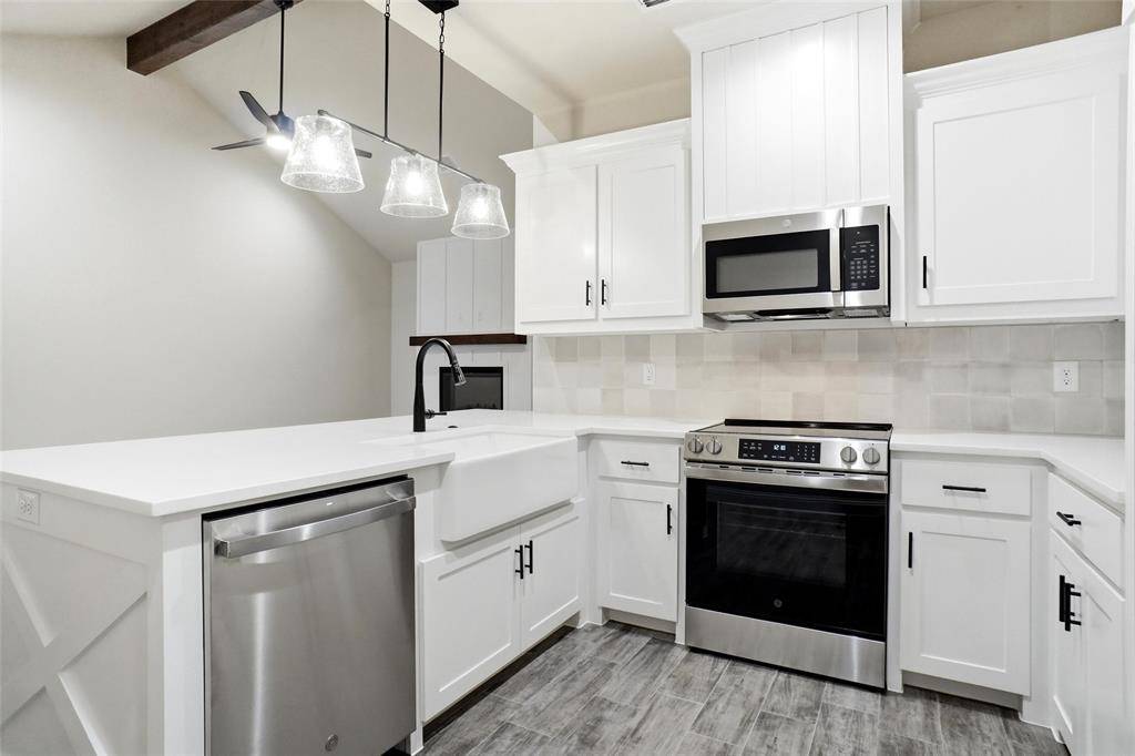 205 Legacy Boulevard, Weatherford, TX 76085