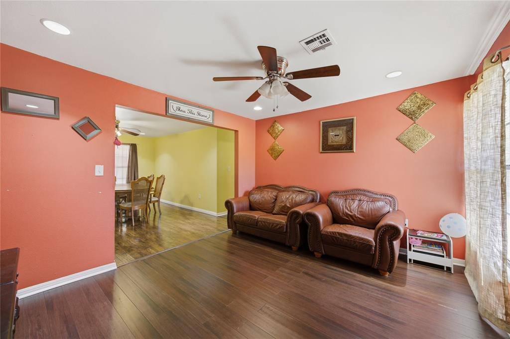 3624 Redbird Street, Bellmead, TX 76705