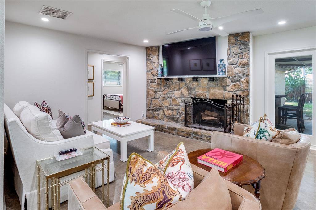 3504 Janlyn Lane, Farmers Branch, TX 75234