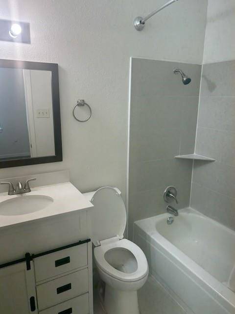 109 Wildwood Court #C, Grapevine, TX 76051