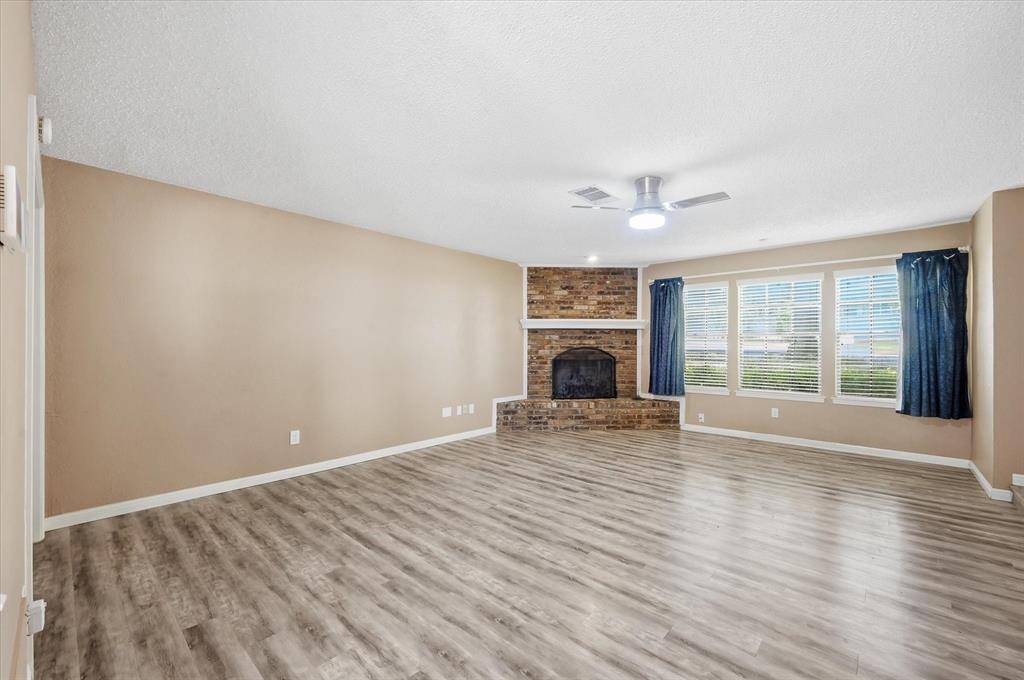 2247 Spanish Trail, Arlington, TX 76013