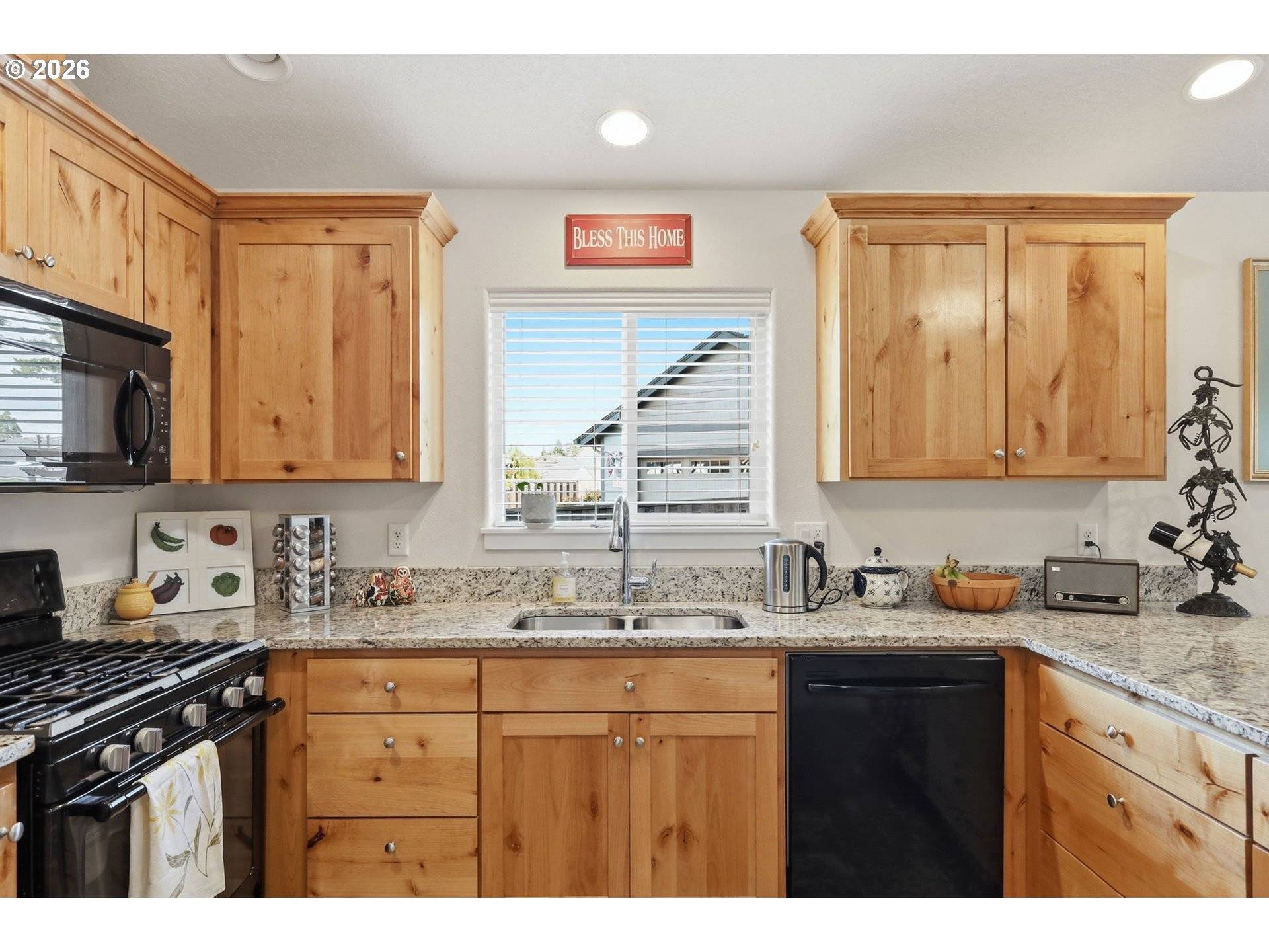 1824 SE 26TH PL, Albany, OR 97322