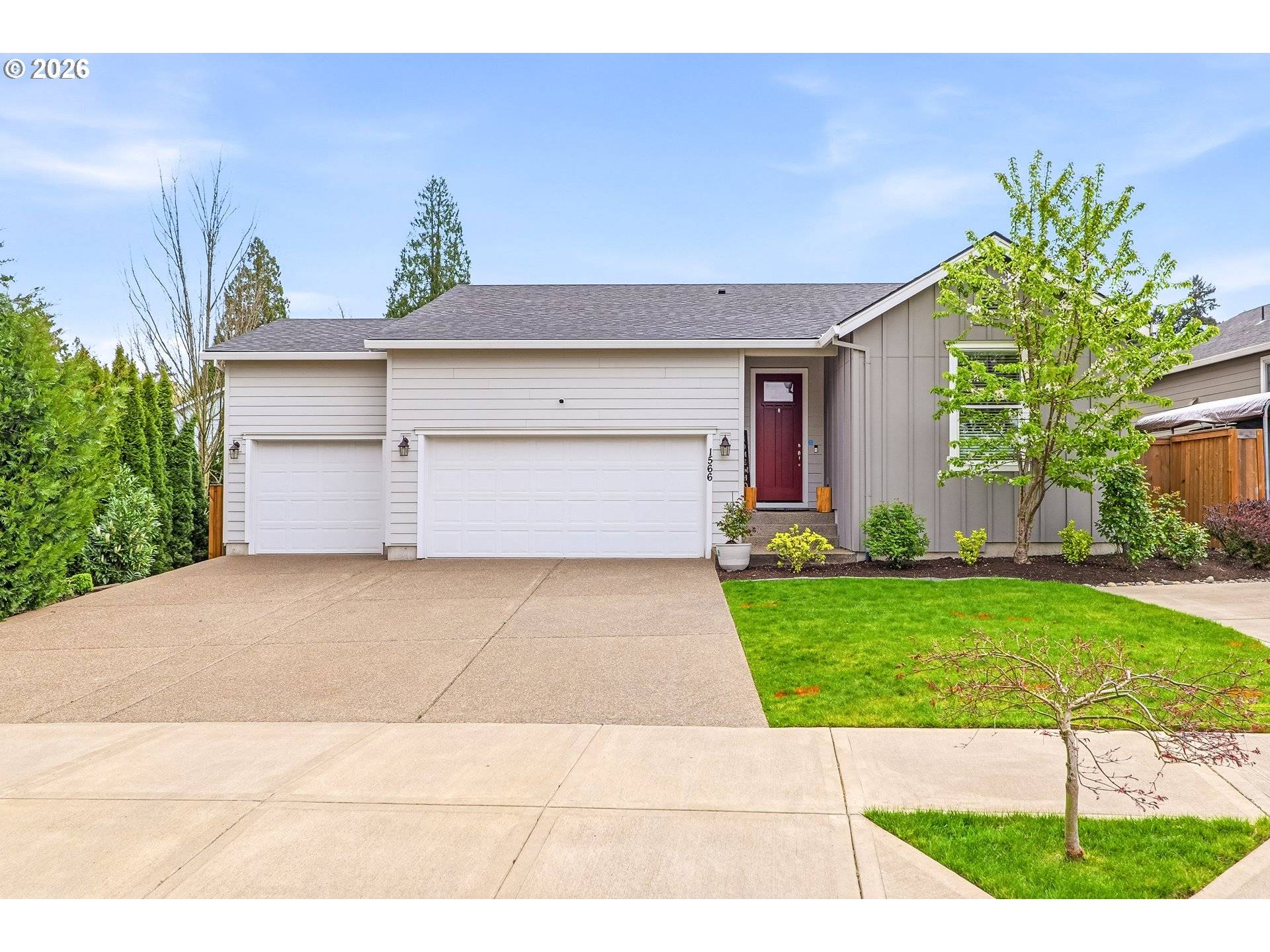 1566 N SPRUCE ST, Canby, OR 97013