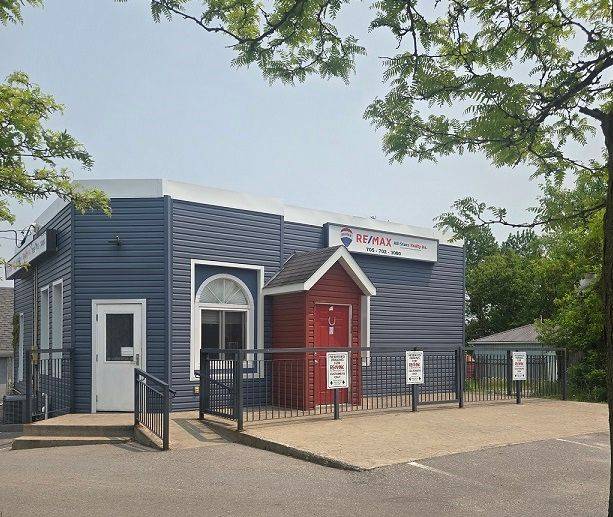 1 Albert ST S, Brock, ON L0C 1H0