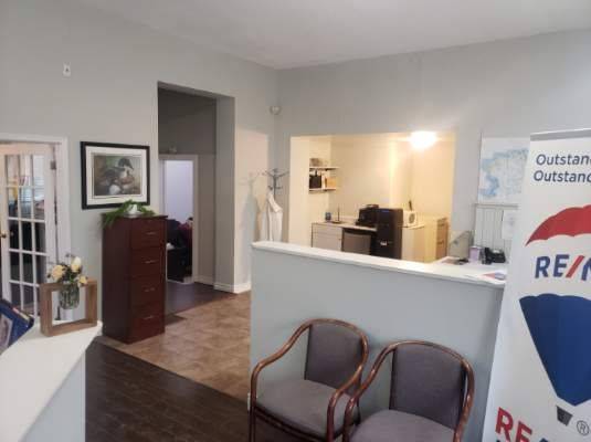 1 Albert ST S, Brock, ON L0C 1H0