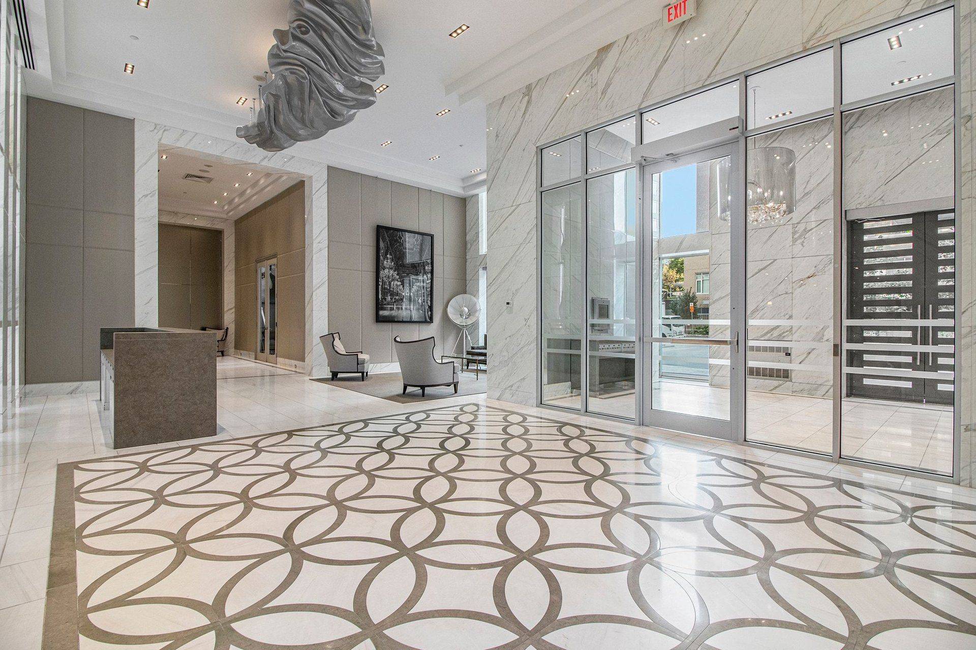 111 Champagne AVE S #406, Dows Lake - Civic Hospital And Area, ON K1S 5V3