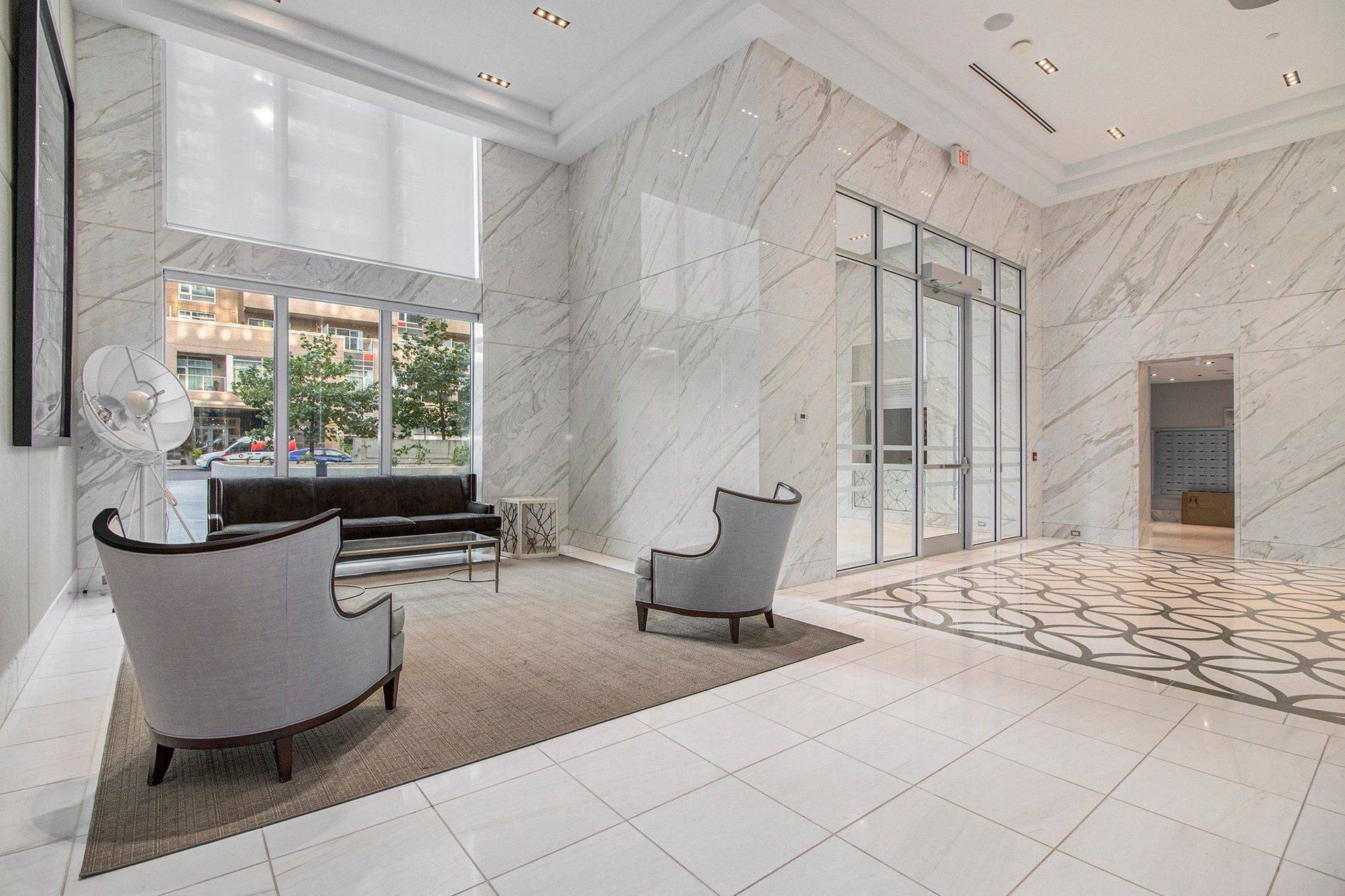 111 Champagne AVE S #406, Dows Lake - Civic Hospital And Area, ON K1S 5V3