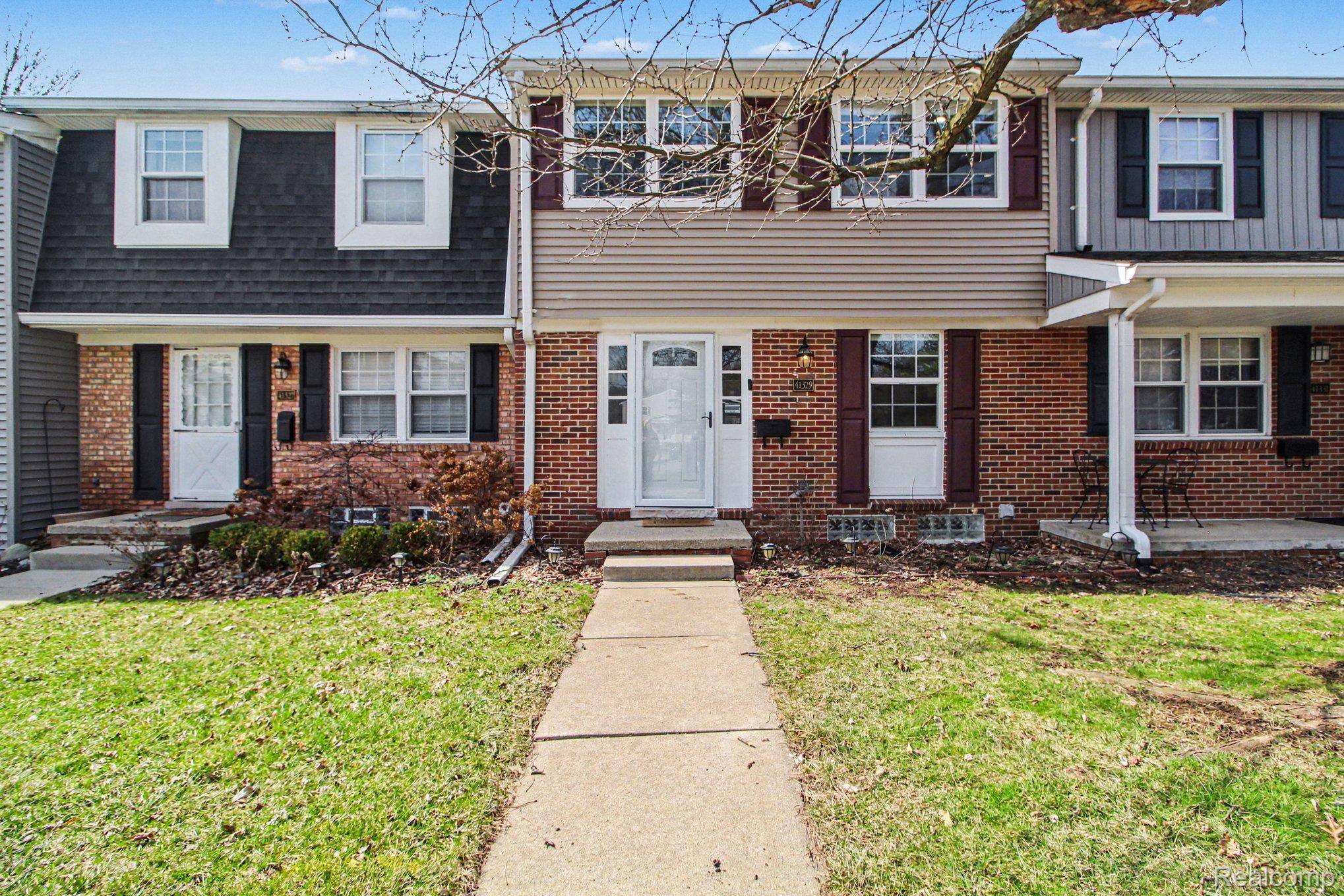 41329 Lagoon CT, Northville Township, MI 48167