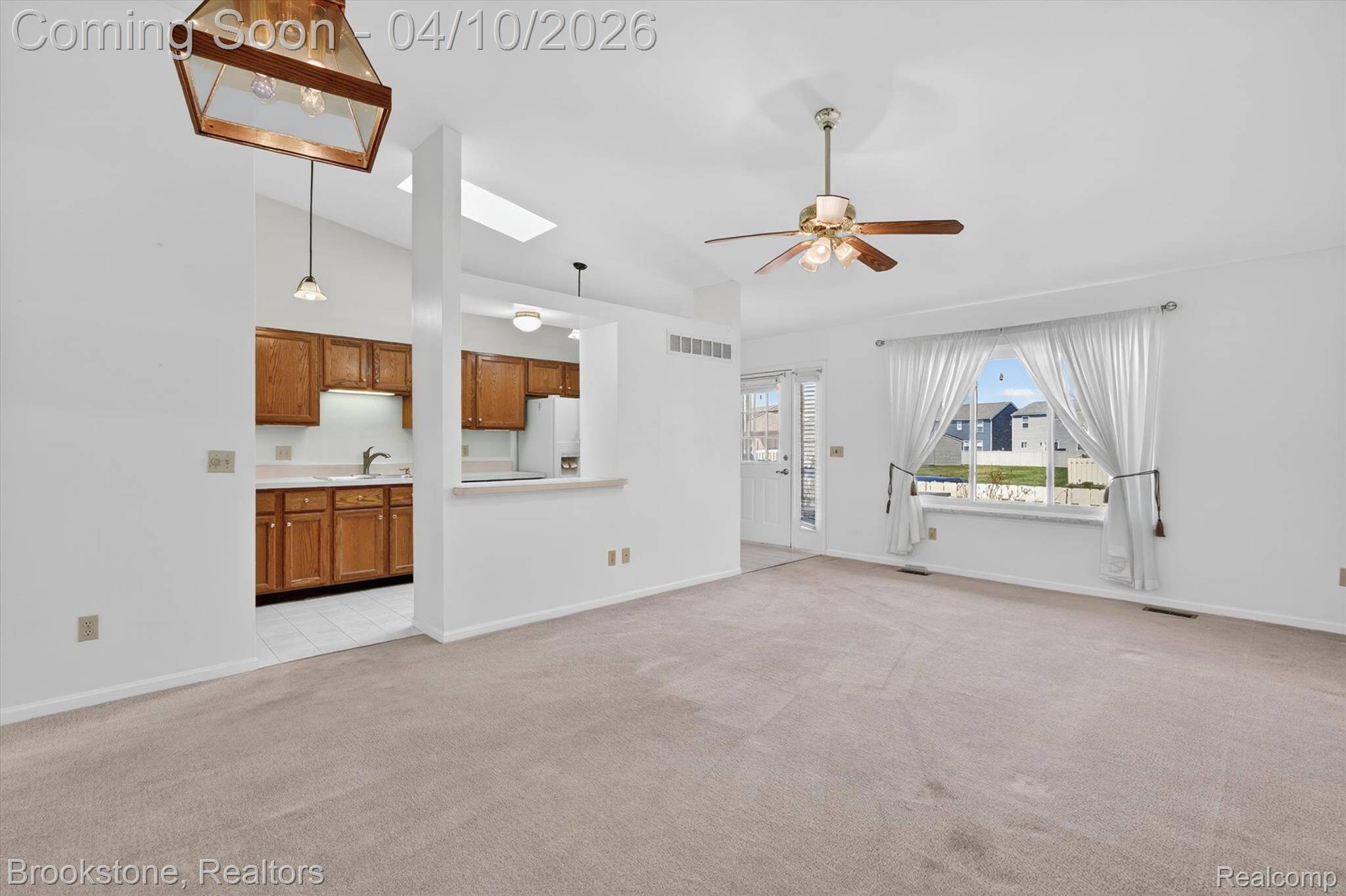 62401 Raleigh CT #4, South Lyon, MI 48178