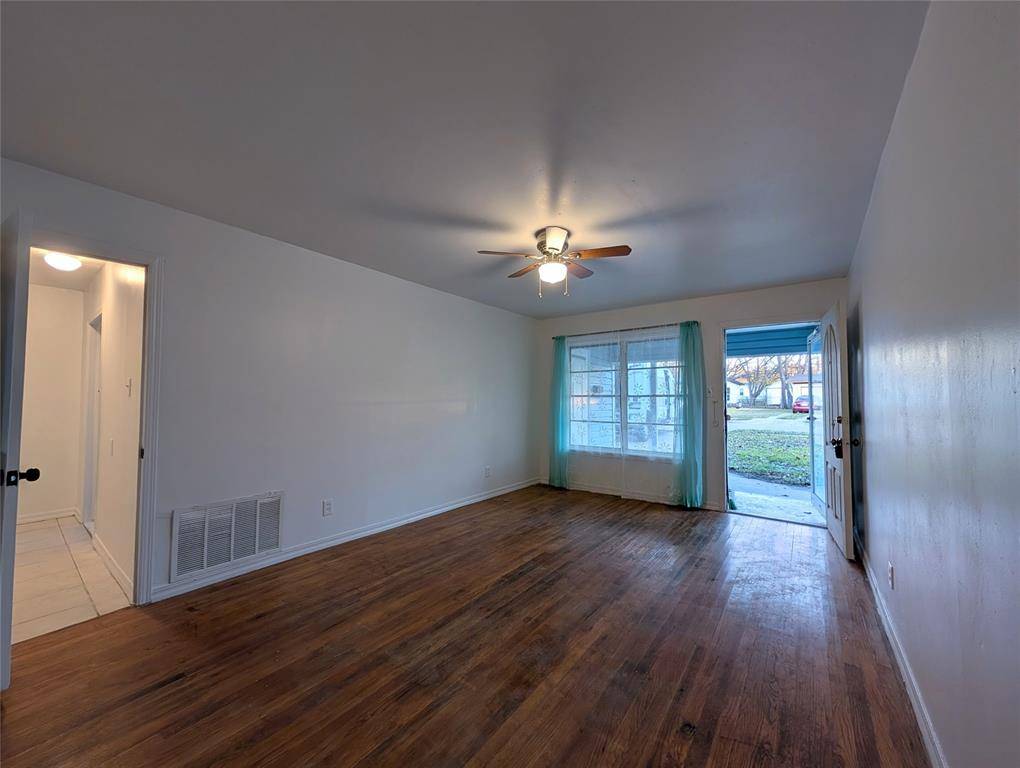 613 Grande Drive, Mesquite, TX 75149