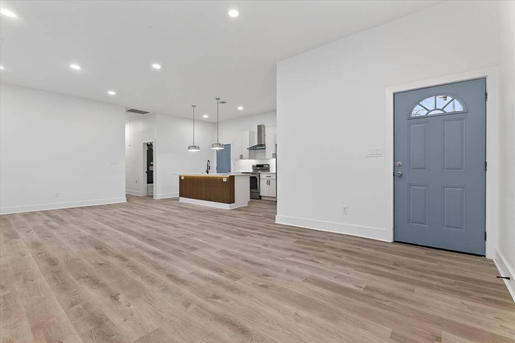 1334 Grant Street, Dallas, TX 75203