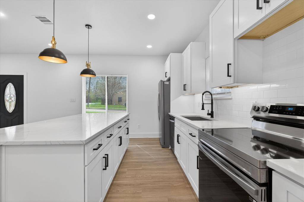 522 Avenue G, Dallas, TX 75203