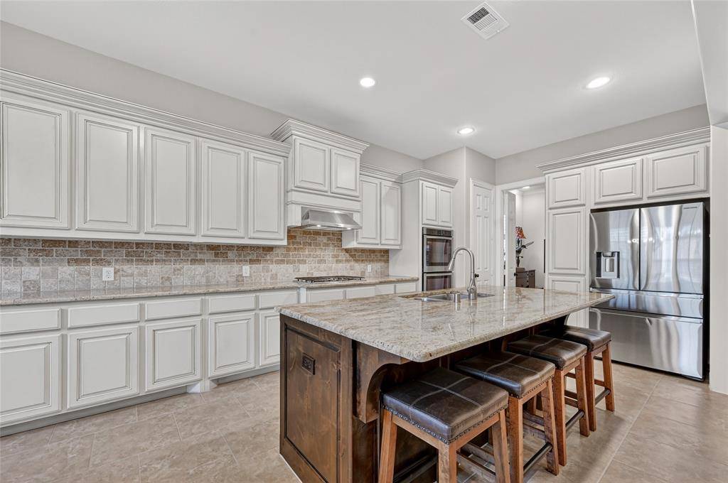 1325 Verbena Lane, Lantana, TX 76226