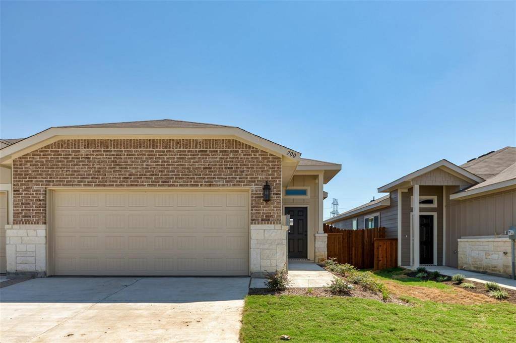 704 Harvest Moon Drive, Venus, TX 76084