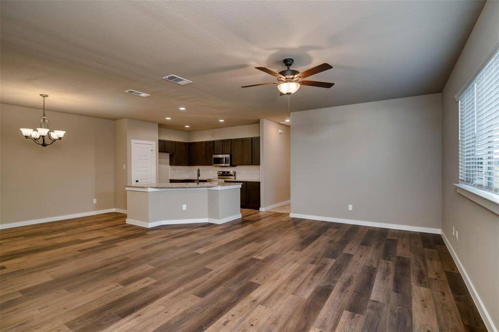 704 Harvest Moon Drive, Venus, TX 76084