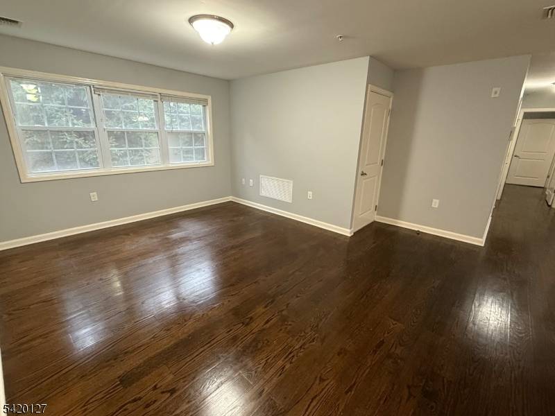 1400 Saint Georges Ave #205, Woodbridge Twp., NJ 07001