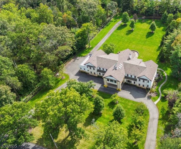 882 S Orange Ave, Millburn Twp., NJ 07078