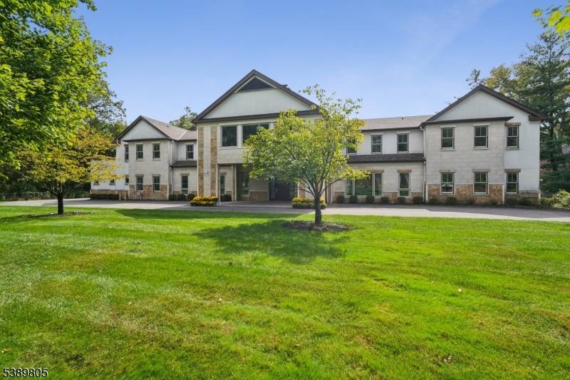 882 S Orange Ave, Millburn Twp., NJ 07078