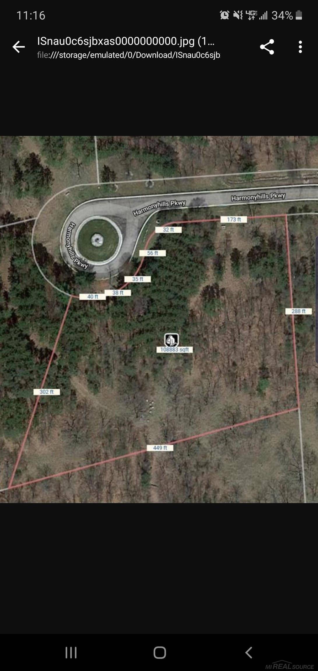 750 E Harmony Hills Pkwy, Oxford, MI 48371