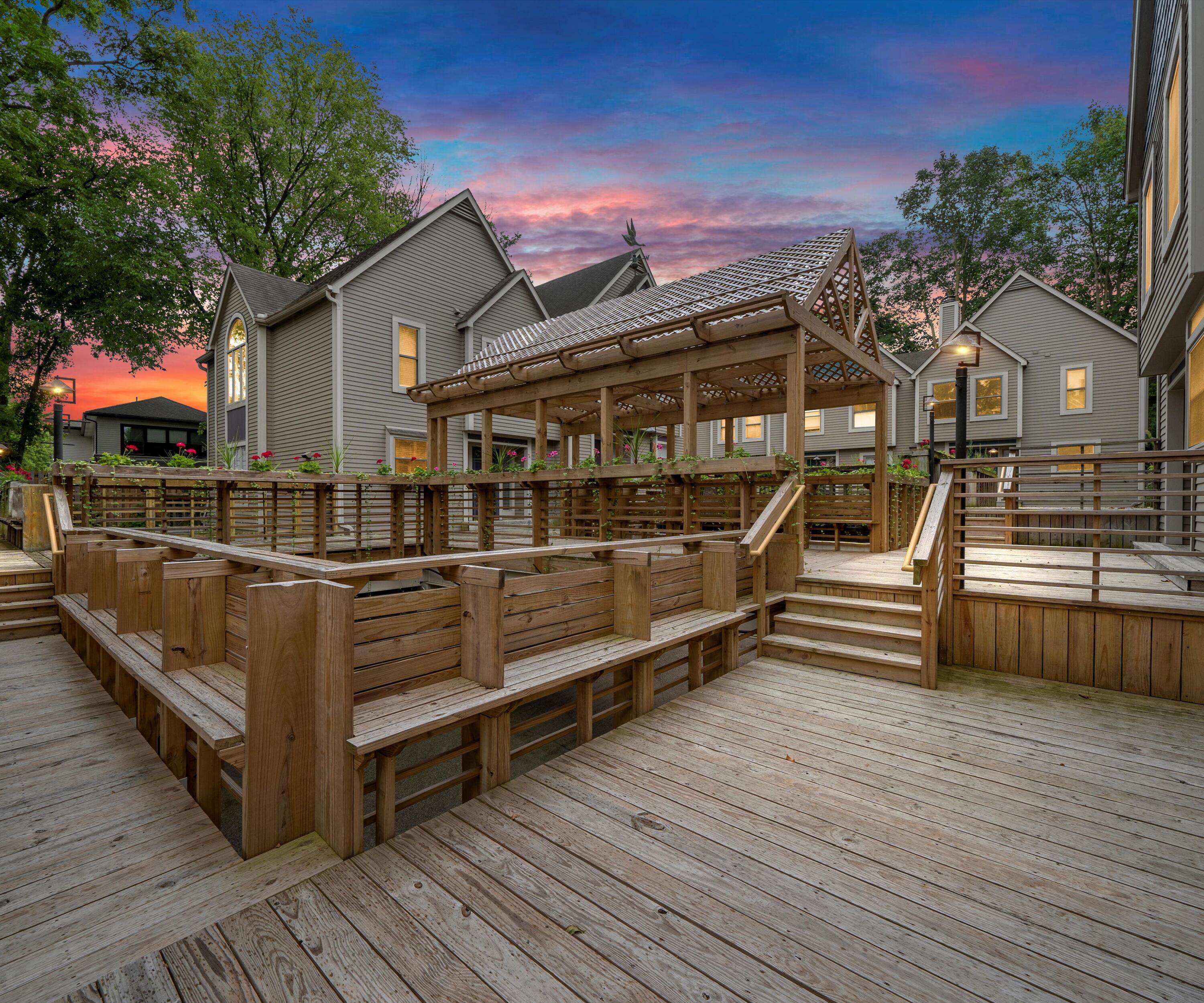 651 N 5th AVE, Ann Arbor, MI 48104