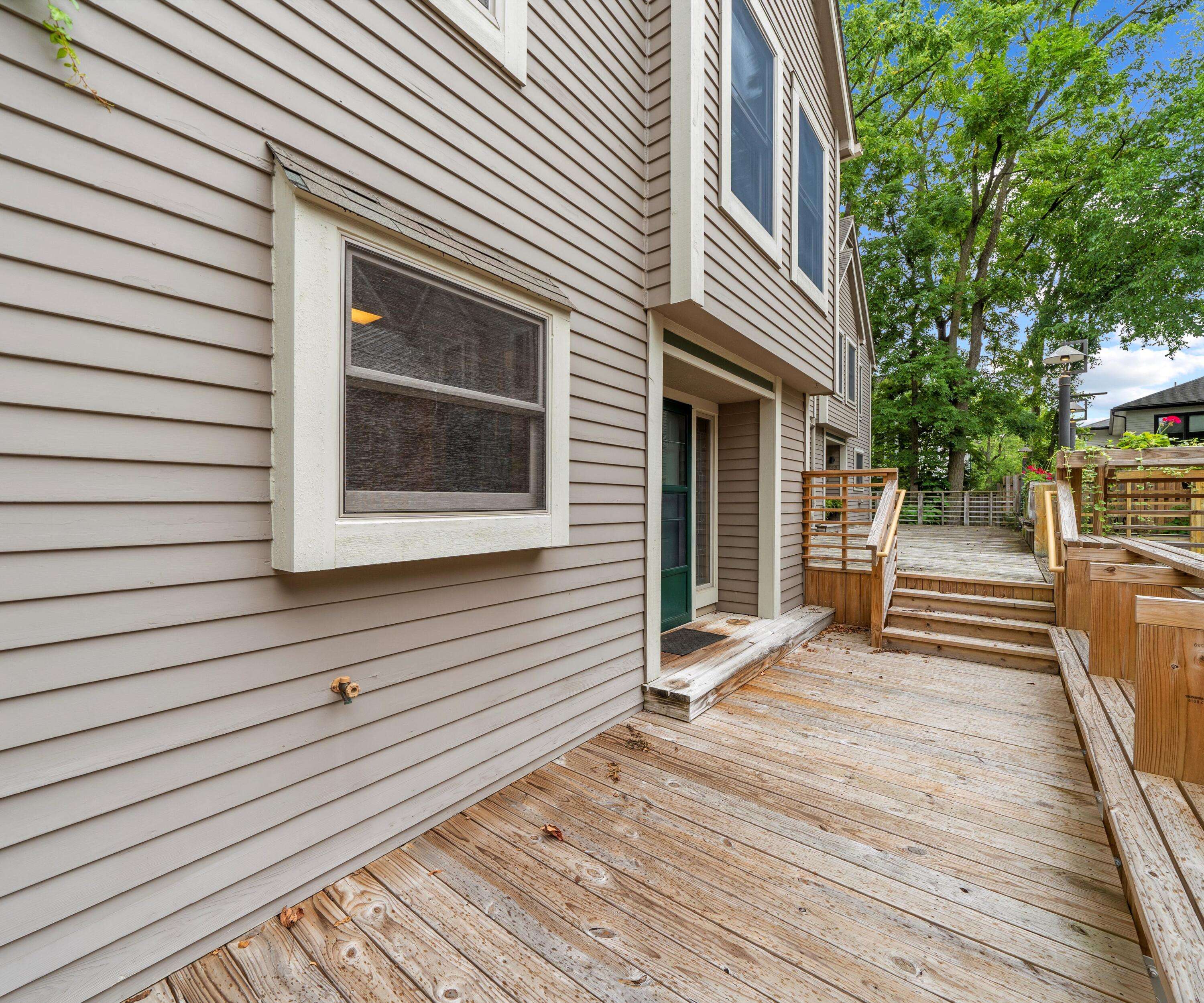 651 N 5th AVE, Ann Arbor, MI 48104