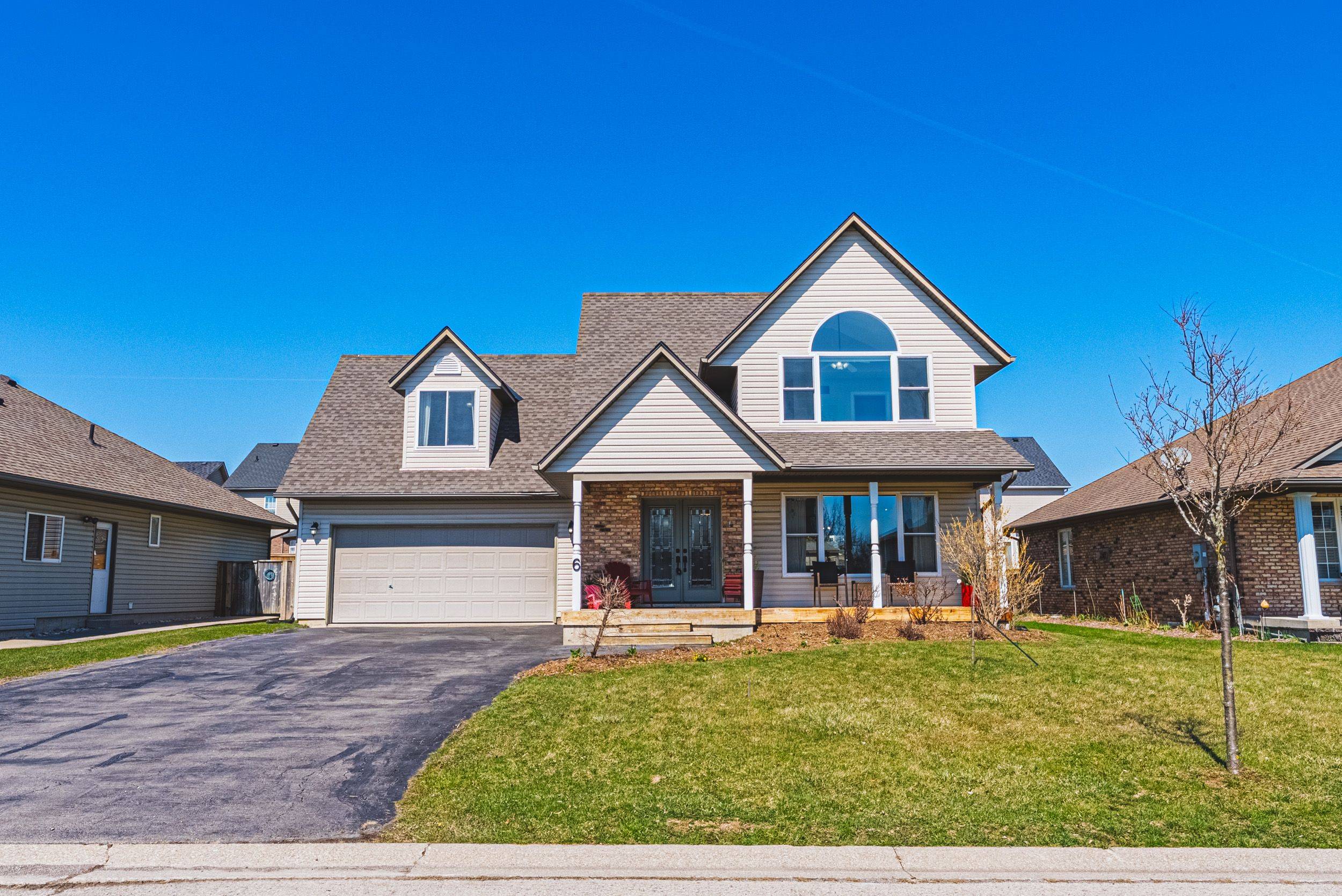 6 Las RD, West Lincoln, ON L0R 2A0