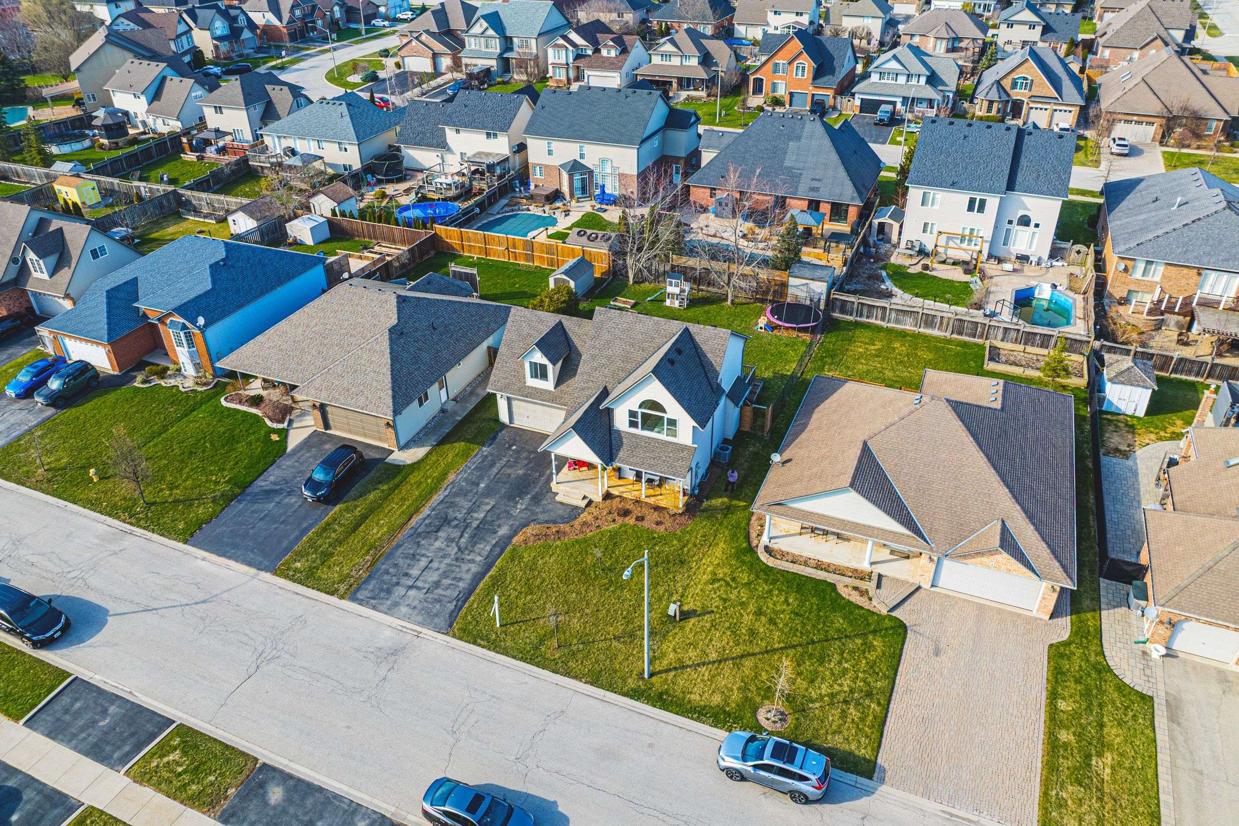 6 Las RD, West Lincoln, ON L0R 2A0