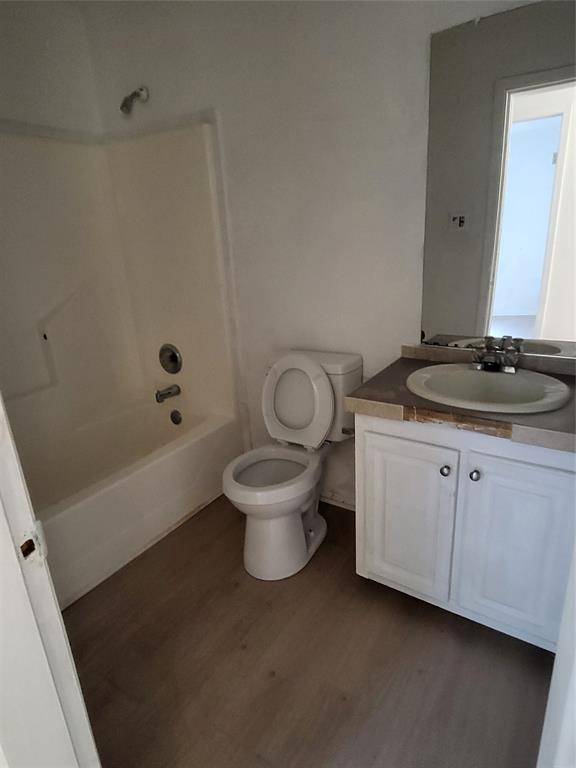 5933 Tracy Road, Dallas, TX 75241