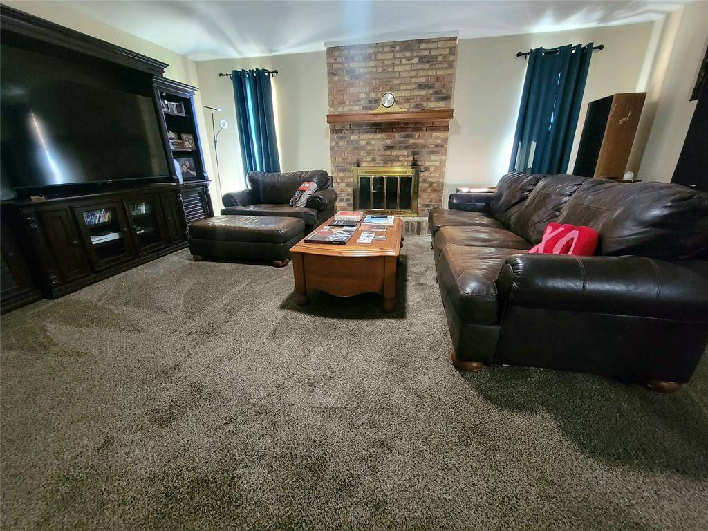 603 W 12th Street, Clarksville, TX 75426