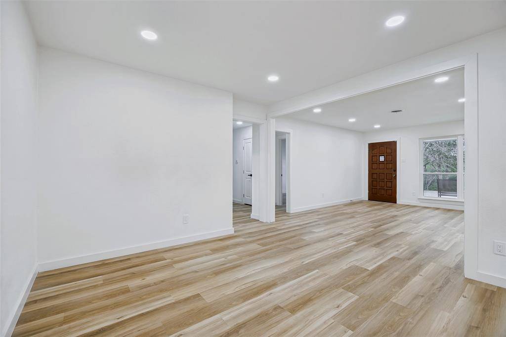 3216 Rock Bluff Drive, Dallas, TX 75227