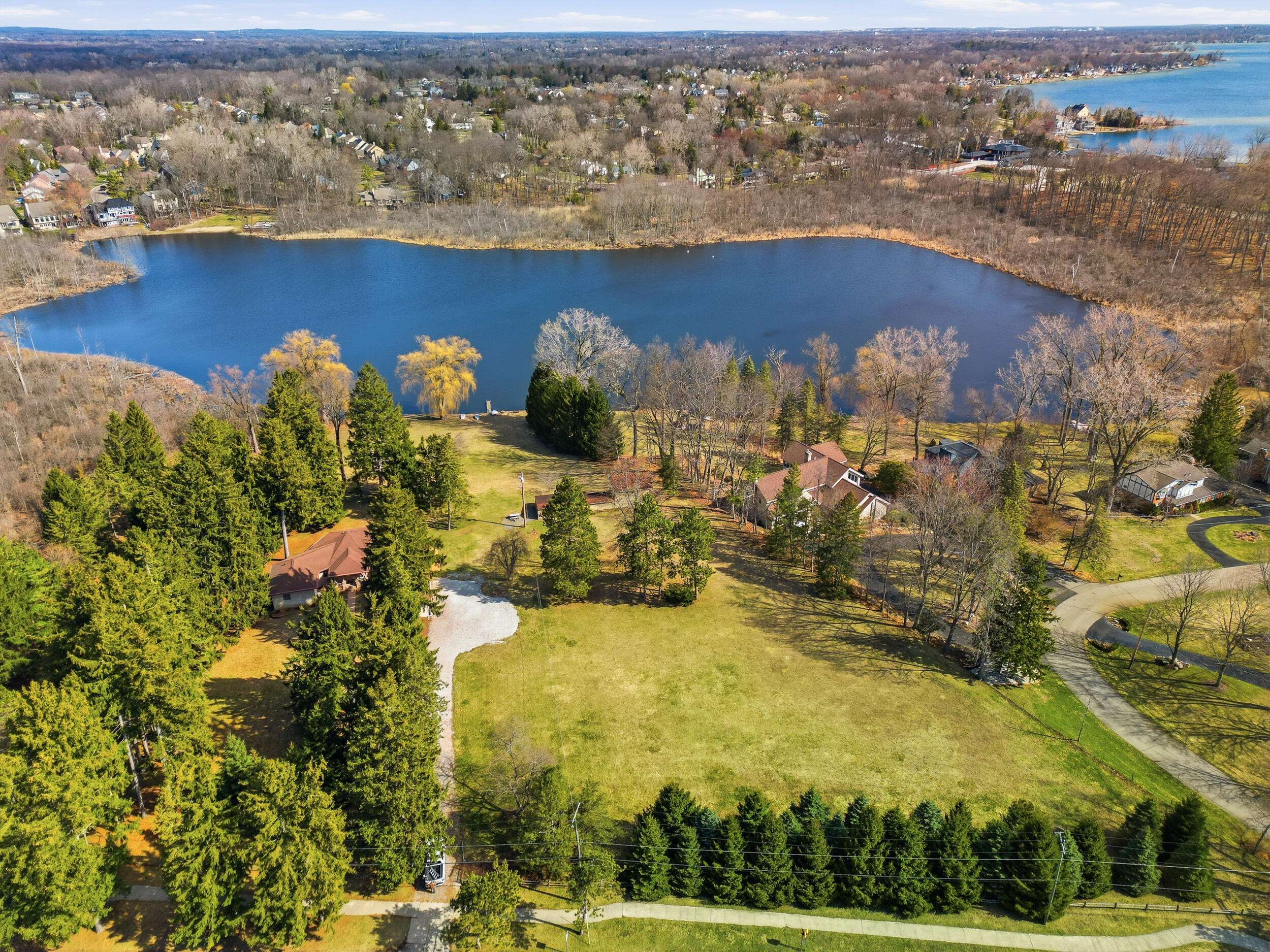 6150 Willow RD, West Bloomfield Twp, MI 48324