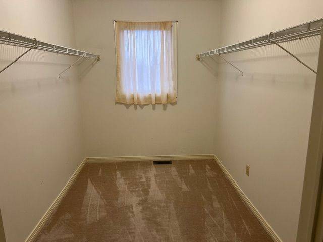 38 Bateman DR, South Of Baseline To Knoxdale, ON K2G 5H4