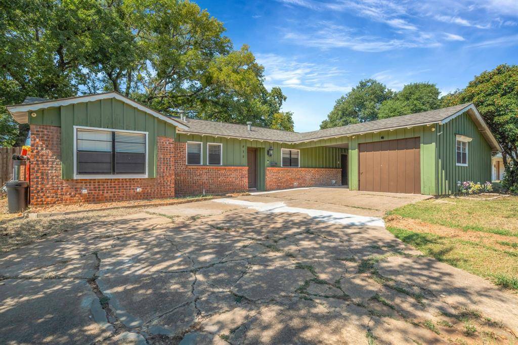 810 Arthur Drive, Arlington, TX 76013