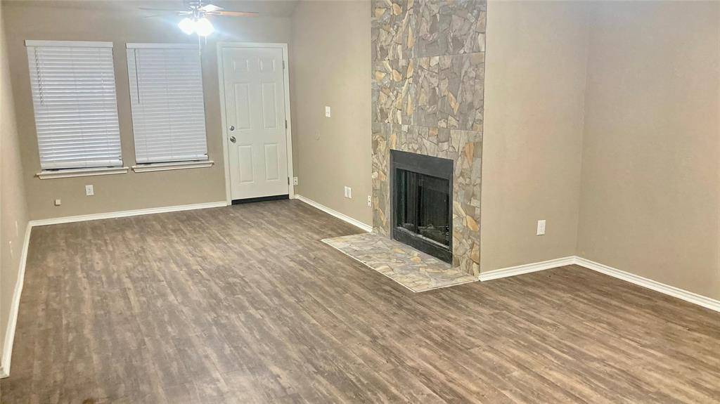10613 Flamewood Drive, Fort Worth, TX 76140