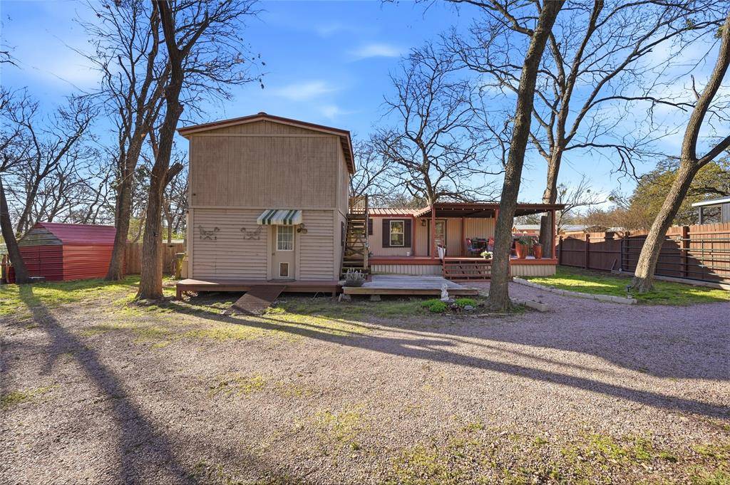 48 Ivanhoe Drive, Gordonville, TX 76245