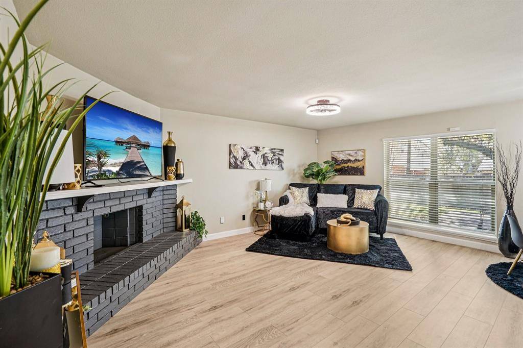 622 Roaming Road Drive, Allen, TX 75002