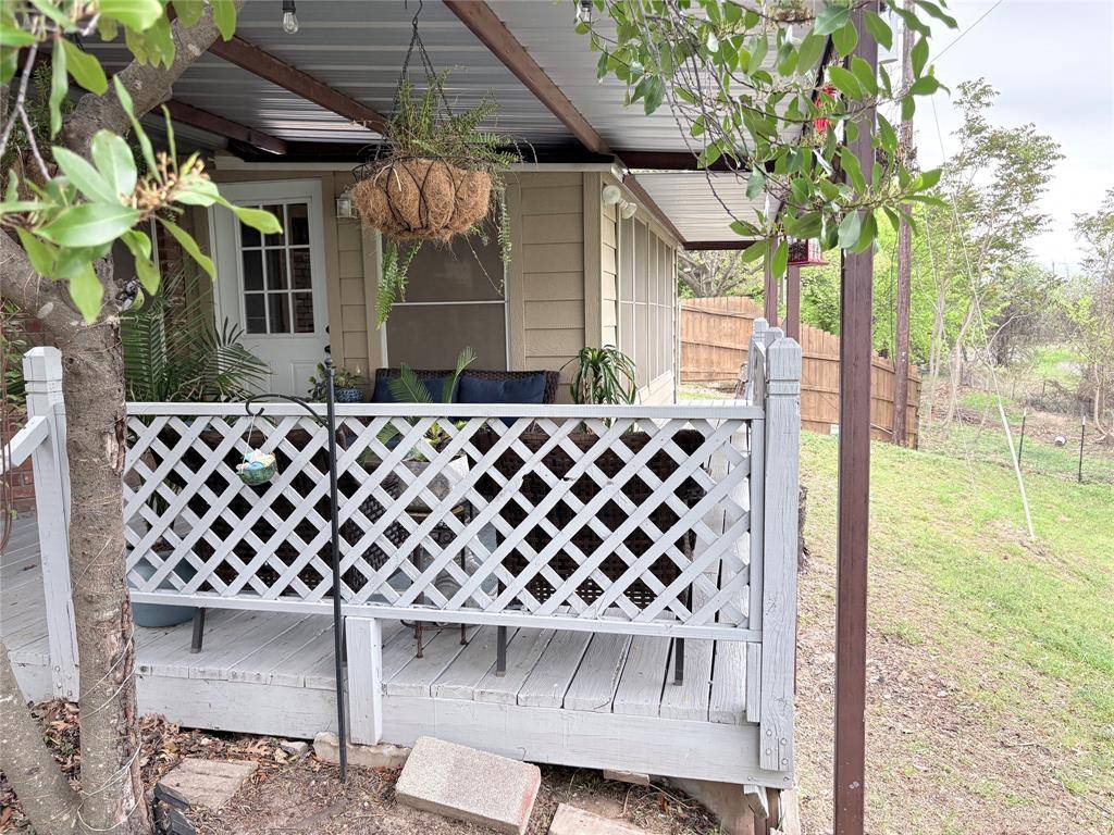 1200 Oak Tree Lane, Weatherford, TX 76086