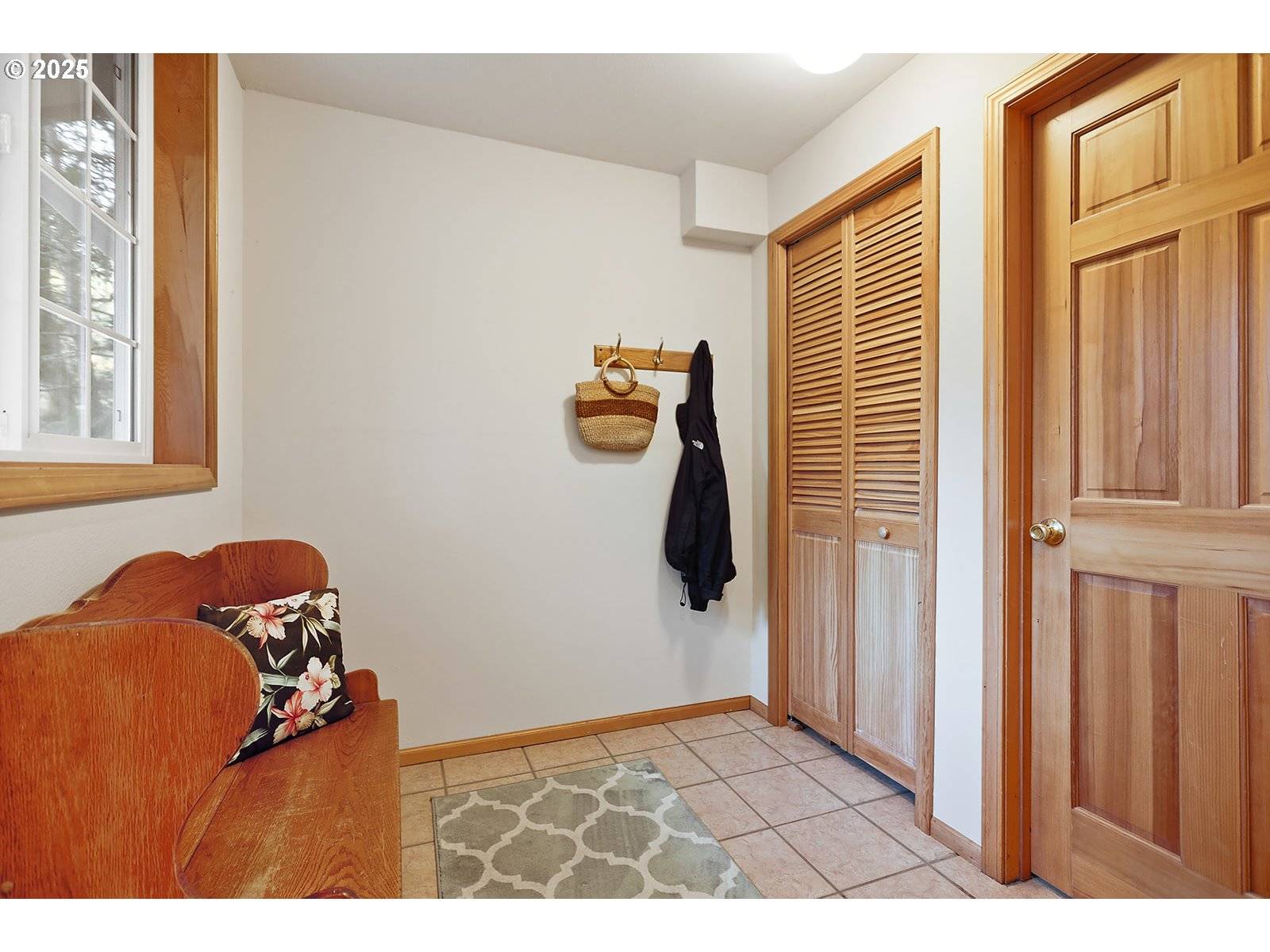 80 Echo Glen RD, White Salmon, WA 98672