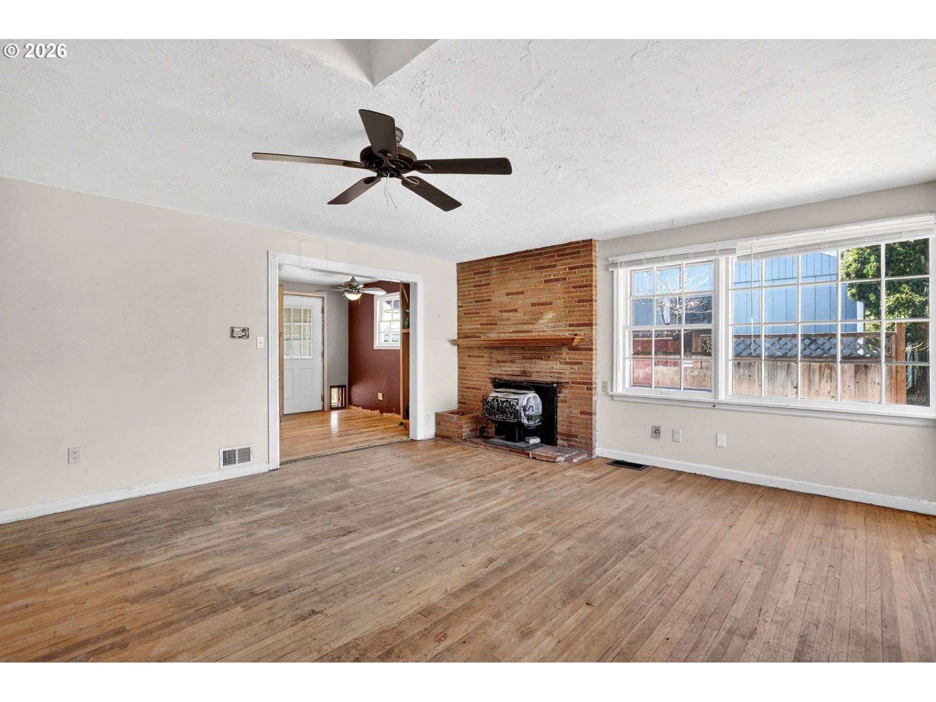 2607 E 26TH ST, Vancouver, WA 98661