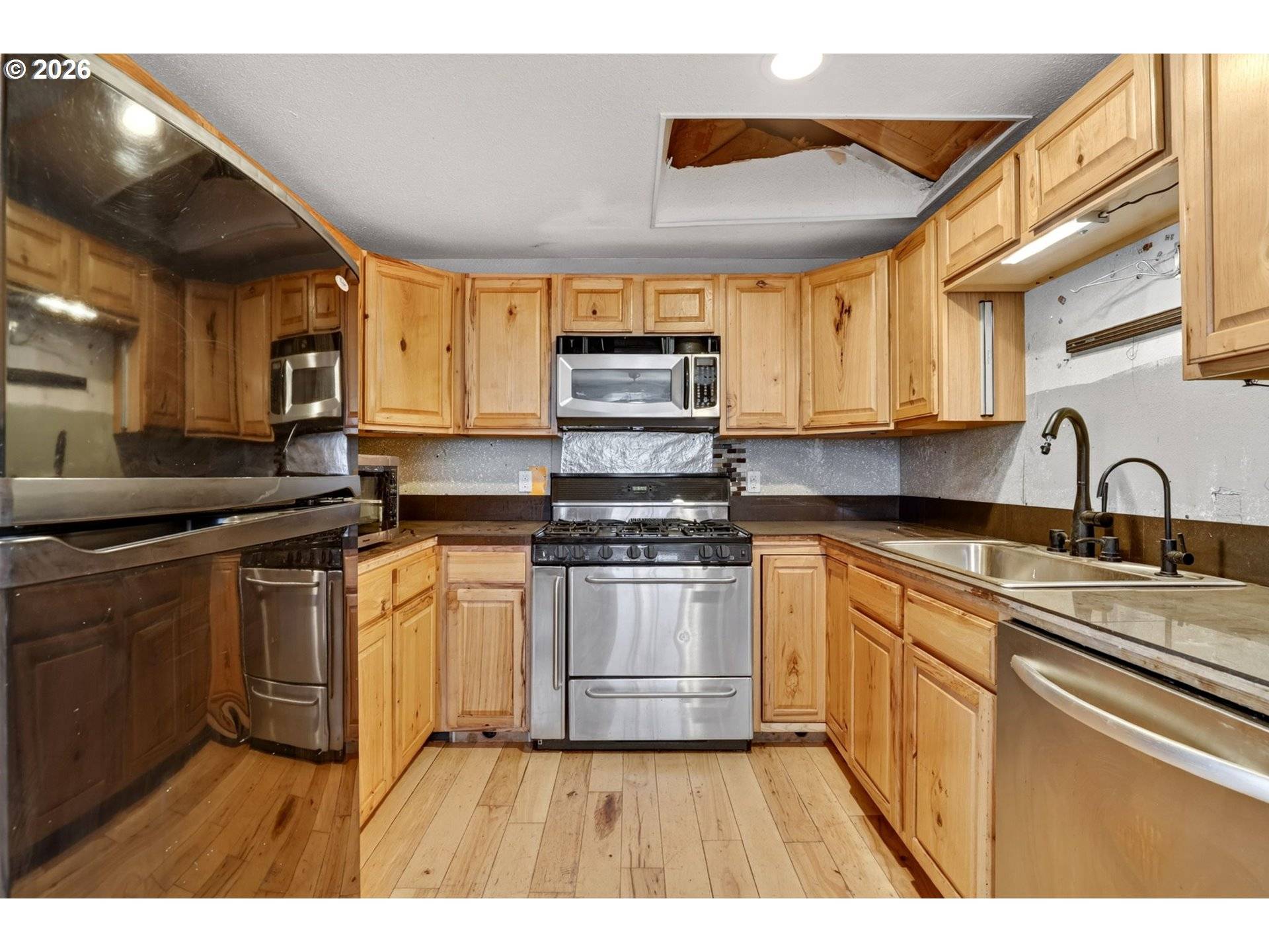 2607 E 26TH ST, Vancouver, WA 98661