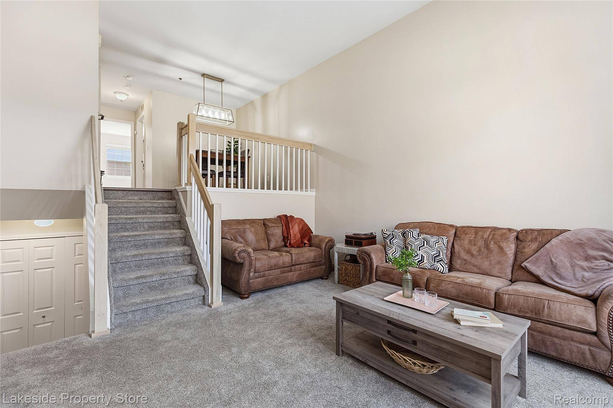 22187 W West Village DR #5, Dearborn, MI 48124