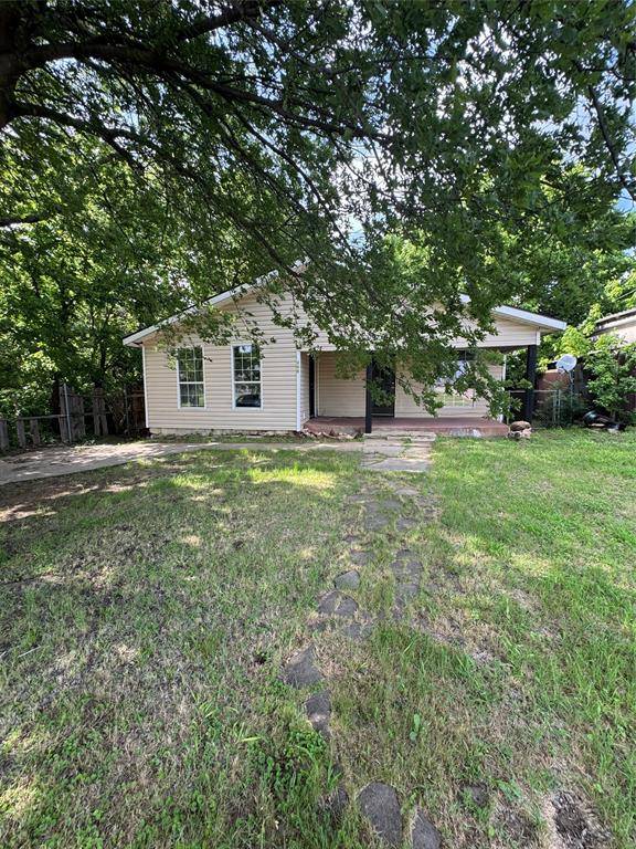 205 W Bond Street, Denison, TX 75020