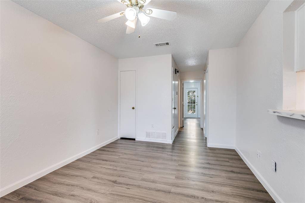 215 Roberts Circle #D, Arlington, TX 76010